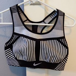 Nike Fly Knit Sports Bra